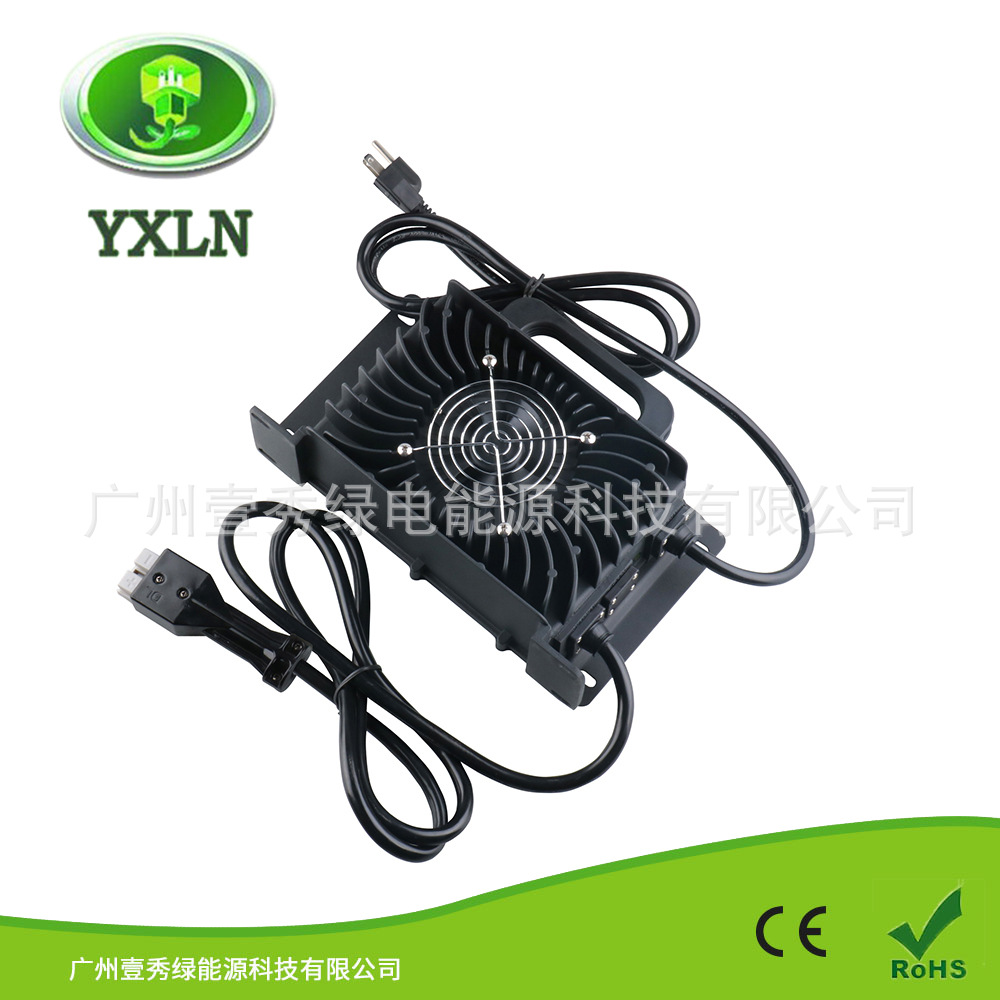 1200W IP67防水等级 36V 25A 安德森头高尔夫球车电池 车载充电器