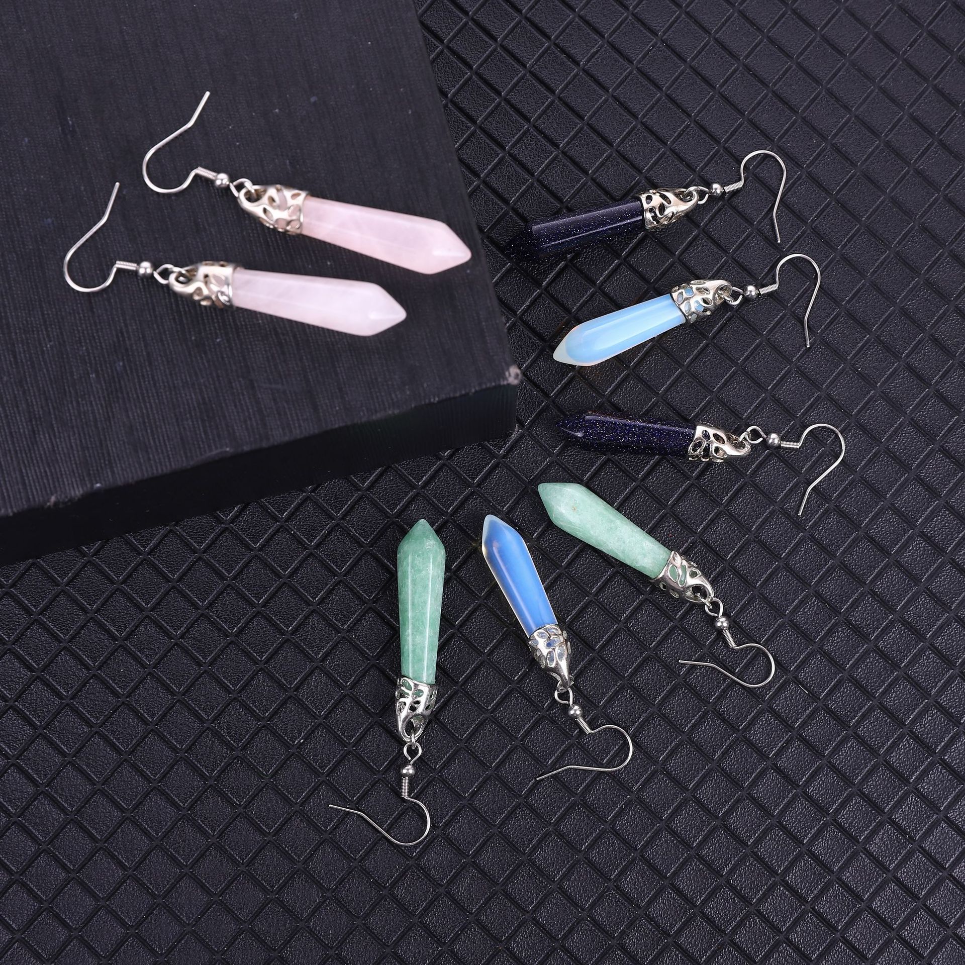 1 Pair Fashion Solid Color Polishing Crystal Drop Earrings display picture 2