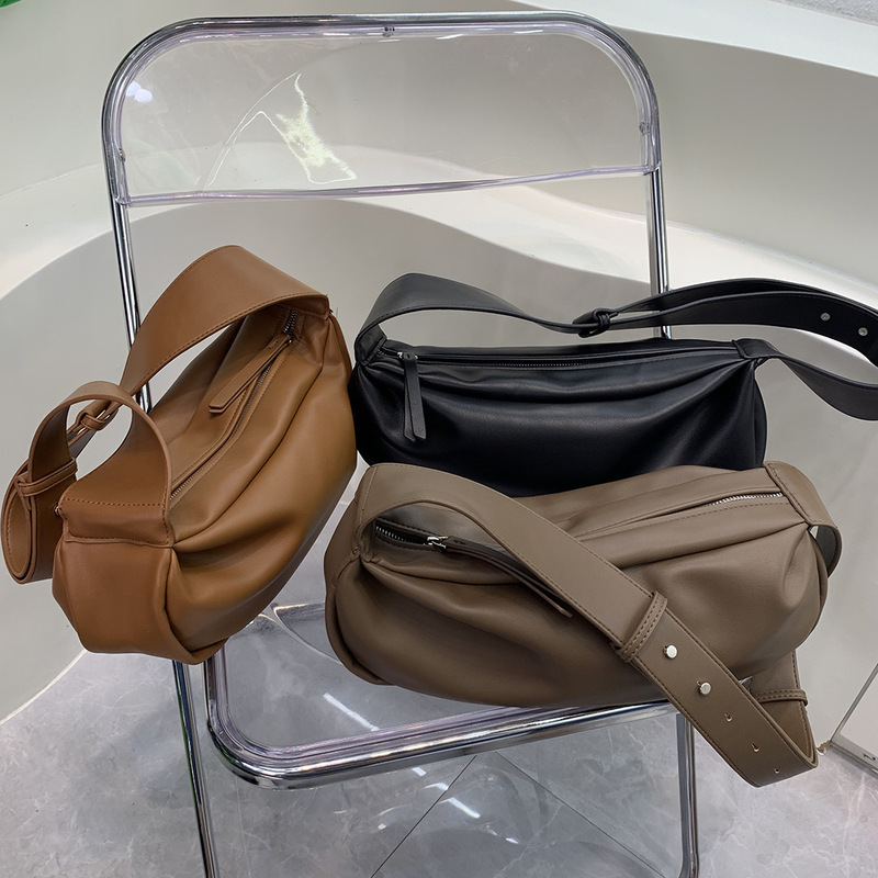 Chogo Autumn and Winter Trendy Crossbody Bag Women's Casual Simple Light Retro Wide Shoulder Strap Single Shoulder Bag pu Soft Leather Pillow Bag