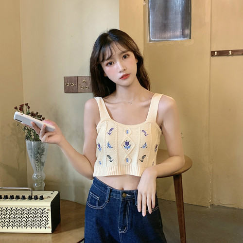Summer slimming embroidered short versatile knitted camisole for inner wear and outer wear design niche tops for women