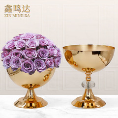 金色のテーブルの花の花瓶の玄関はヨーロッパ式の鉄の芸の花器のメインテーブルの装飾の生け花器を飾って台の結婚祝いの道具に署名します。