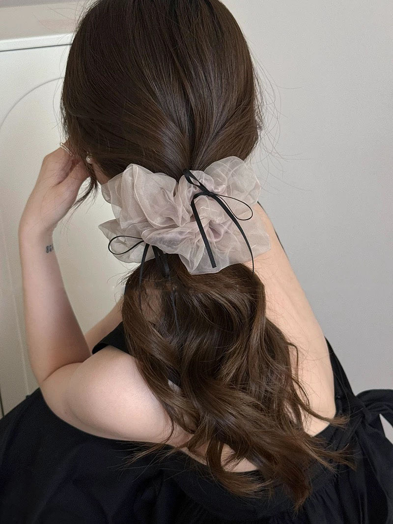 Primavera y verano, esbeltas nubes de color crema francesa de alta calidad, lazo para el cabello grande, cola de caballo, lazo de intestino grueso, tocado, flor para la cabeza