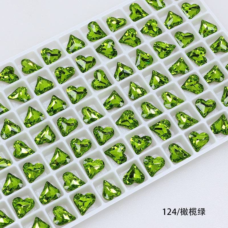 東州クリスタル 8*9 ミリメートル新しい小さな斜めハート型の輝くネイルアートダイヤモンド高品質 K9 ガラスダイヤモンド模造ファーザー DIY ジュエリーアクセサリー|undefined
