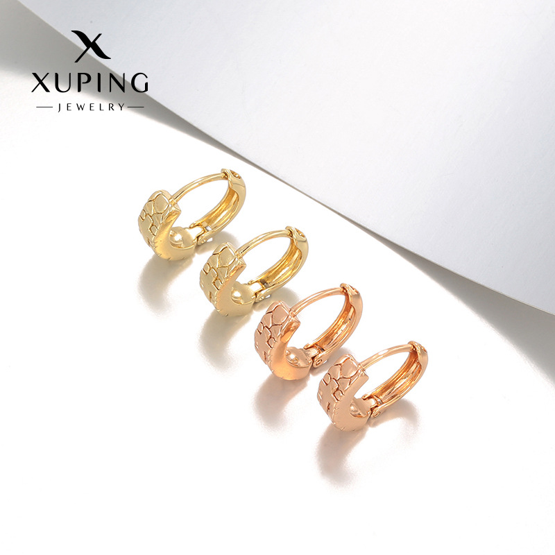 Xuping cruz cuadrada geometría círculo de cobre aleación europea y americana personalidad transfronteriza auriculares personalizados al por mayor mujeres