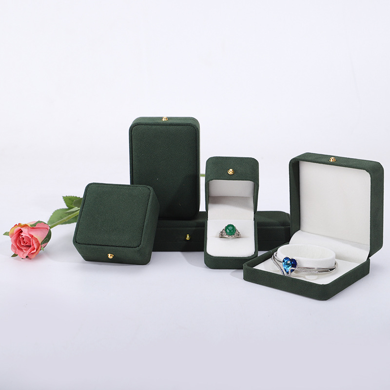 Hebilla de oro caja de joyería de franela espárragos caja de anillo collar caja pulsera caja de joyería al por mayor