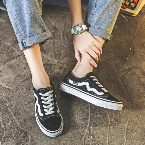 2024 Spring and Autumn New Canvas Shoes for Male and Female Students Casual Shoes Korean Version Couple Shoes Flat Breathable White Shoes Trendy