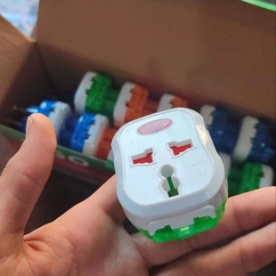 Global Communication European-Style Conversion Plug with Transparent Base, 16A Color-Blocked Universal Socket, Anti-Leakage Power Supply