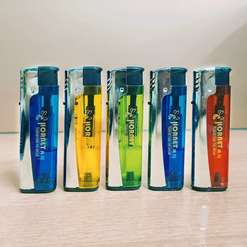 Одноразовая надувная шкив металлическая ветрозащитная Зажигалка оптом Высококачественная рекламная Зажигалка Гравировка Надписи печатный логотип