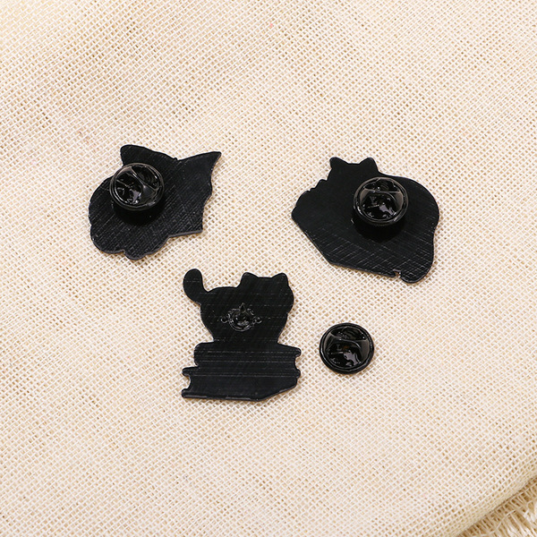 Cartoon high-end badge