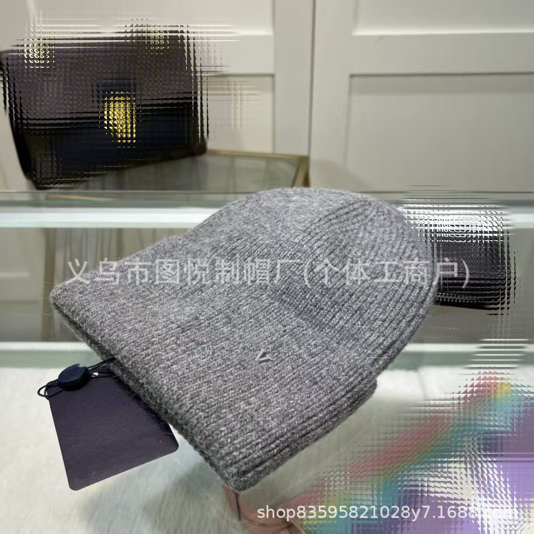 회색 (오른쪽 작은 표시)