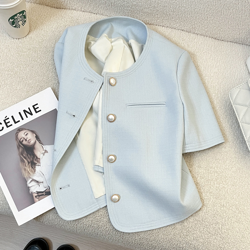 Sky Blue Short-Sleeved Blazer for Women, 2026 Summer New Style, Elegant and High-End French-Style Top