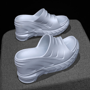 10���׳��߸���Ь���lŮʿ2025�¿��ɸ������e�����@�ݸ߼���