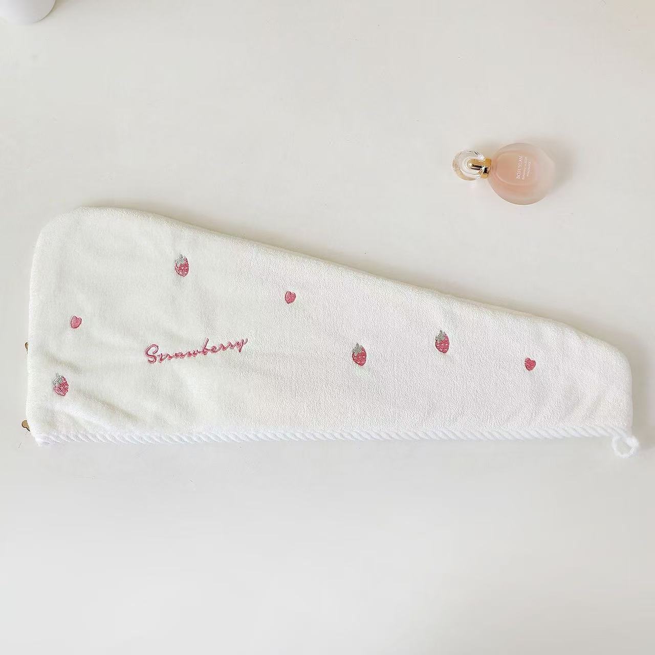 Trắng / Mũ tắm hai lớp thêu dâu 65*25CM-165g