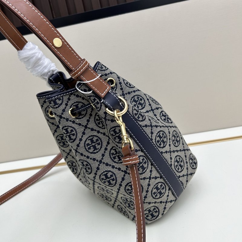 TB家新款T MONOGRAM升级版老花复古抽绳水桶包单肩斜跨女包|undefined