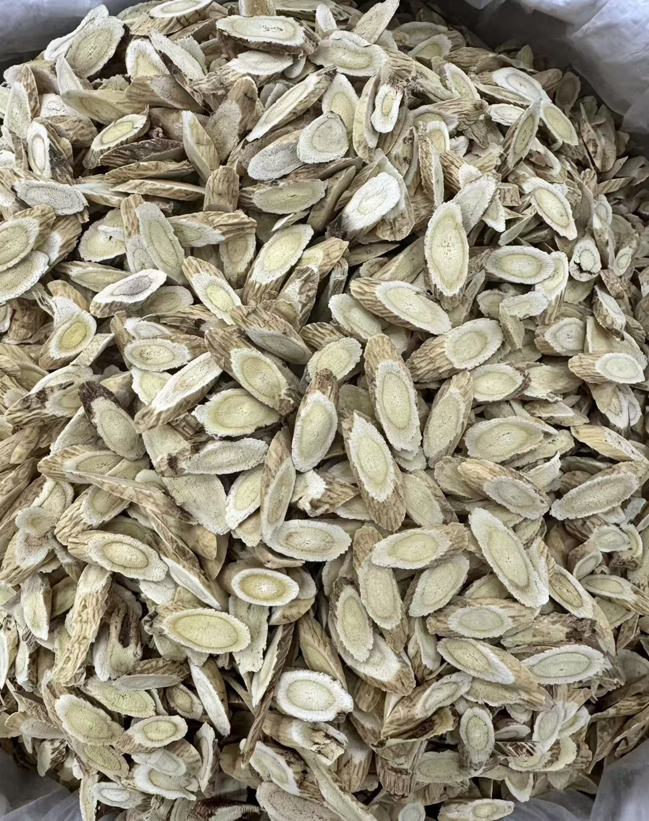 Dried Astragalus Root Slices Huang Qi Bulk 1000g Bag for Decoction and Soup details
