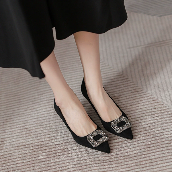 Black (5cm with high favors)