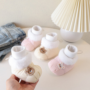 Baby shoes and socks winter warm cartoon 0-3-6-12 months baby boys and girls anti-drop thick fleece-lined step cotton shoes