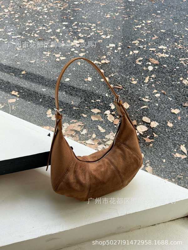 麂皮质感腋下包包女2025早秋款日常百搭休闲单肩斜挎包饺子包时尚|undefined