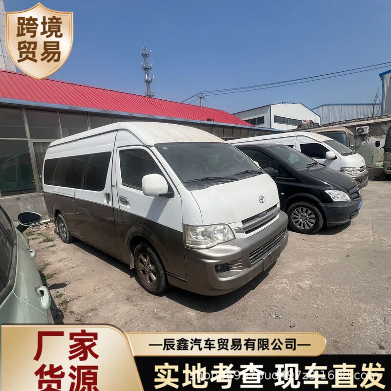 Luxurious Toyota Hiace 13-seater passenger van, durable and practical, for business transportation and commuting, exported to Africa, medium-sized bus parts Luxurious Toyota Hiace 13-seater passenger van, durable and practical, for business transportation and commuting, exported to Africa, medium-sized bus parts