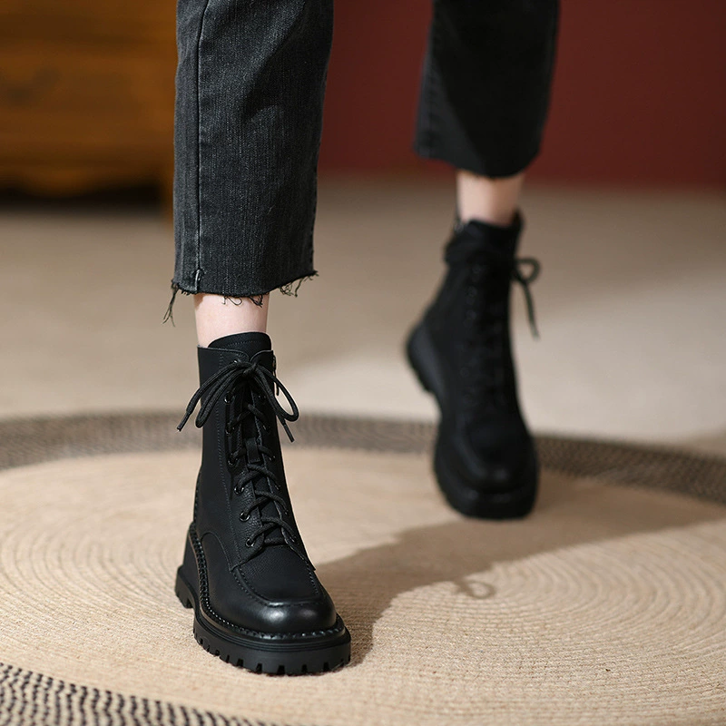 Неэкстравагантные маленькие кожаные ботинки Martin на толстой подошве Feichi на шнуровке, женские новые винтажные короткие ботинки на танкетке 2023 года