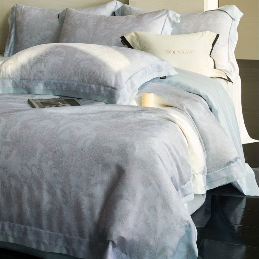 SOLARANA European Style Artistic Bedding Silky Smooth and Cool Bedding Ultra-fine Orchid Lyocell Tencel Four-piece Set