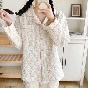 2025�nϵ�����¿���Ứɫ���s���m˯�A�ޱ�ů���b���e�Ҿӷ�Ů