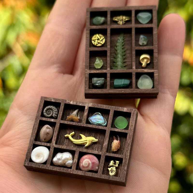 Cross-Border Miniature Trinket Shelf Wooden Miniature Jewelry Rack Mini Collection Rack Antique Rack