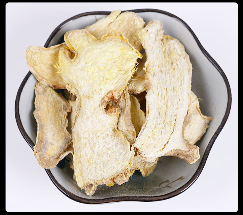 Dried Ginger Slices (Zingiber officinale) — Yunnan Small Yellow Ginger, Sun-Dried Food Herb in use