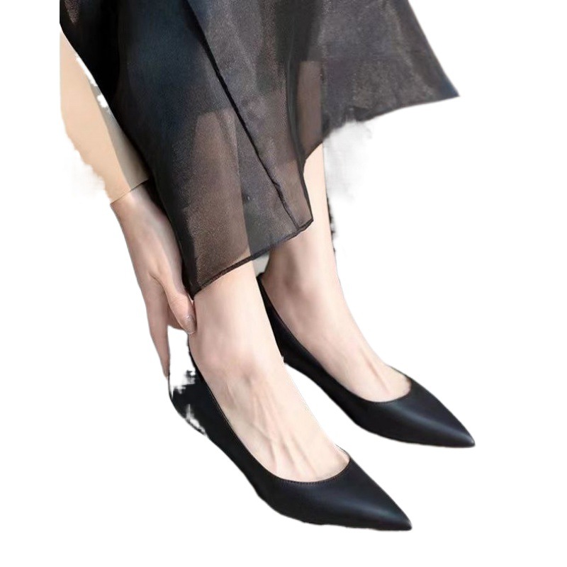 Tacchi alti professionali in vera pelle bovina donna nera 2024 primavera e autunno colore nudo tacco a punta fine con gonna scarpe singole scarpe da lavoro di nicchia_voghion.com