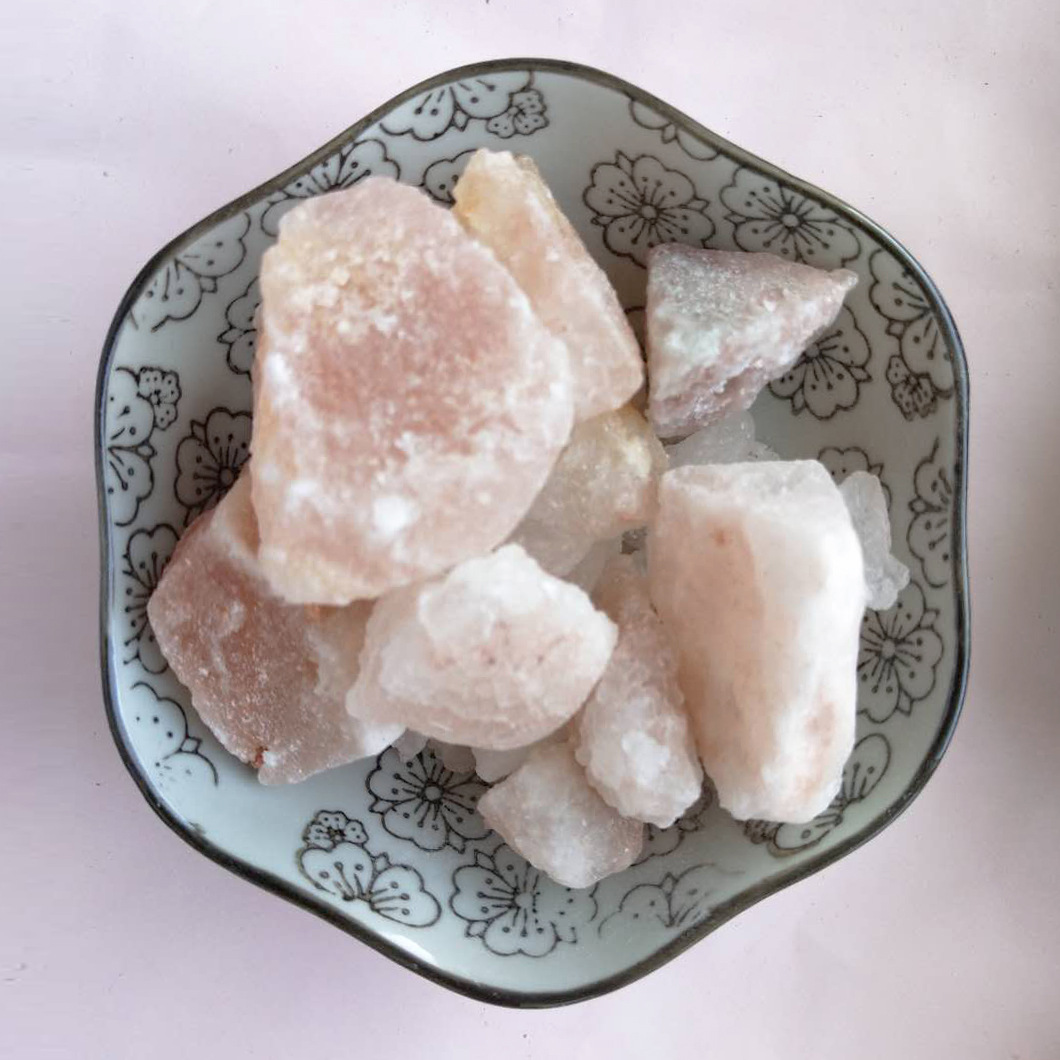 厂家批发汗蒸房用喜马拉雅水晶岩盐灯岩盐沙颗粒玫瑰盐沙牛舔石