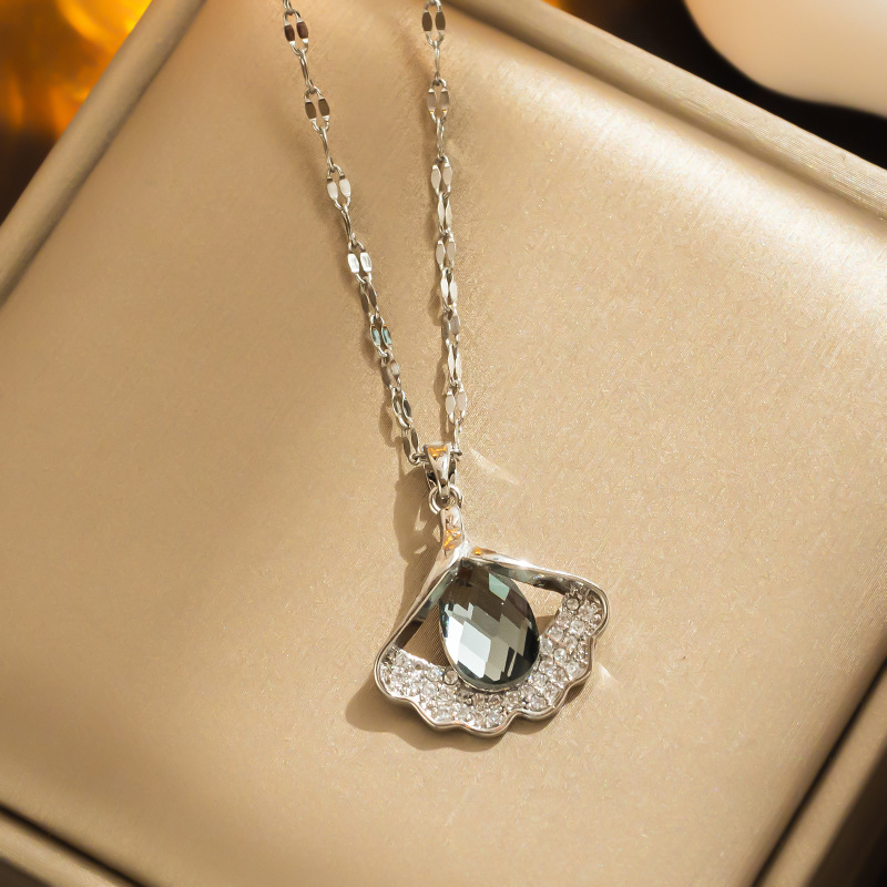 Ginkgo Leaf Crystal Zircon Necklace And Earrings Set Elegant_voghion.com