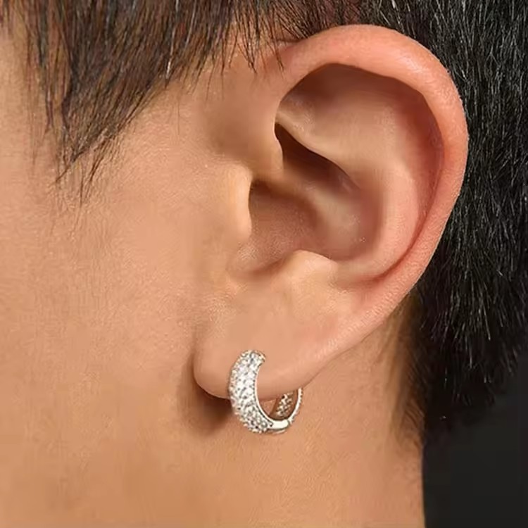Orecchini uomo con diamanti stile street di lusso eleganti_voghion.com