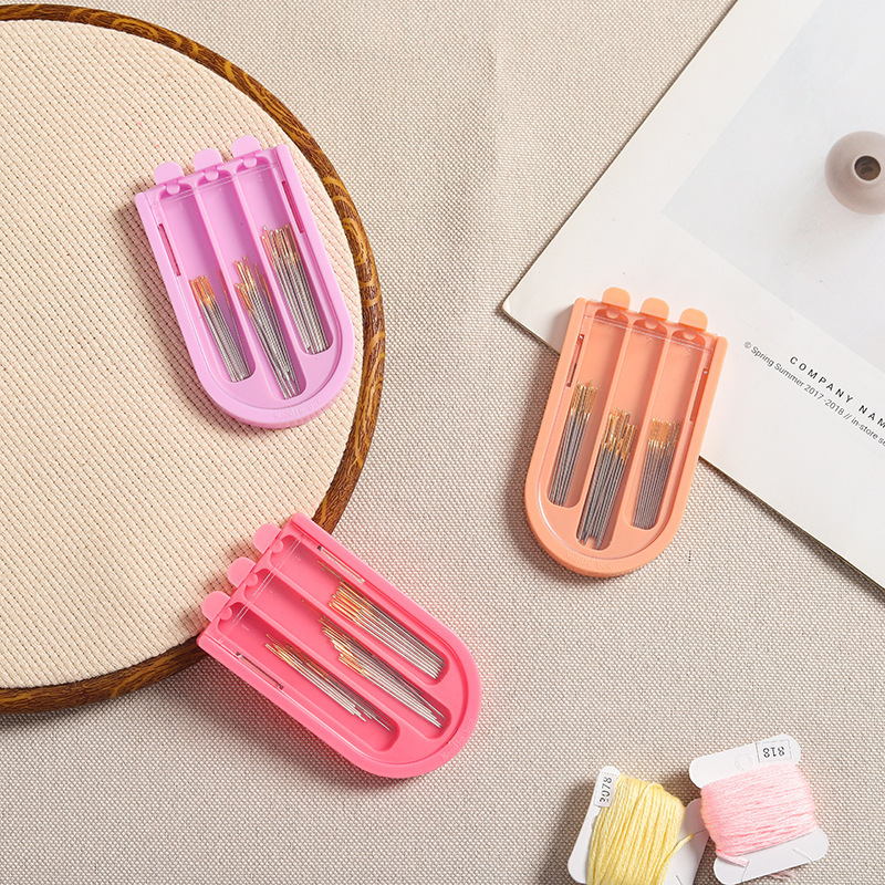 Varias especificaciones de almacenamiento transparente botella de aguja de plástico de almacenamiento compacto de aguja de coser a mano botella de aguja de almacenamiento botella de aguja al por mayor