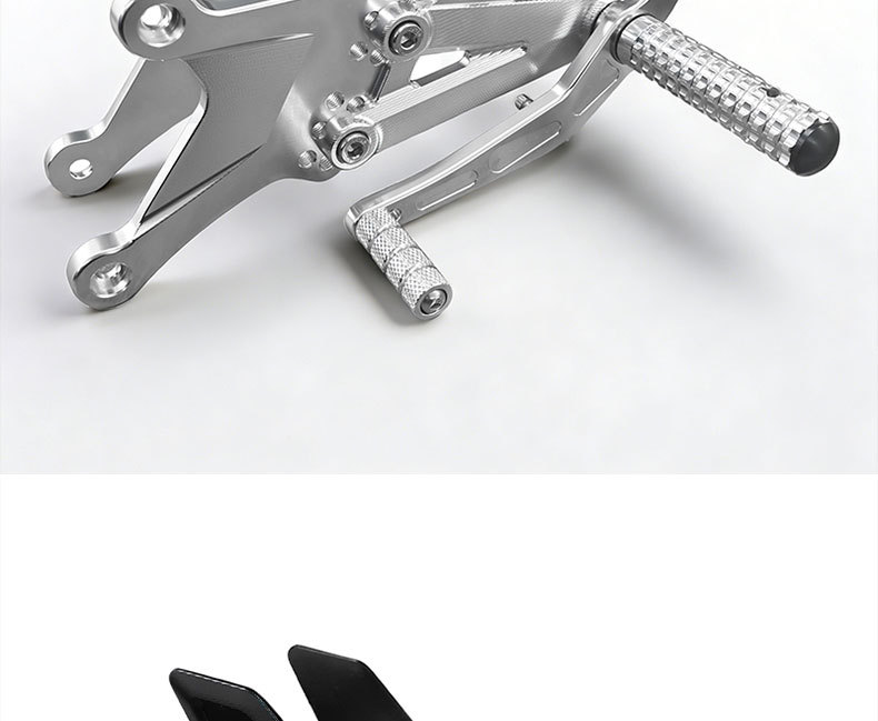 Suitable for Zhang Xue 500Rr Motorcycle Modification Parts, Multi-Hole Adjustable Aluminum Alloy Footrests for Zhang Xue 500Rr, Elevated Footrests
