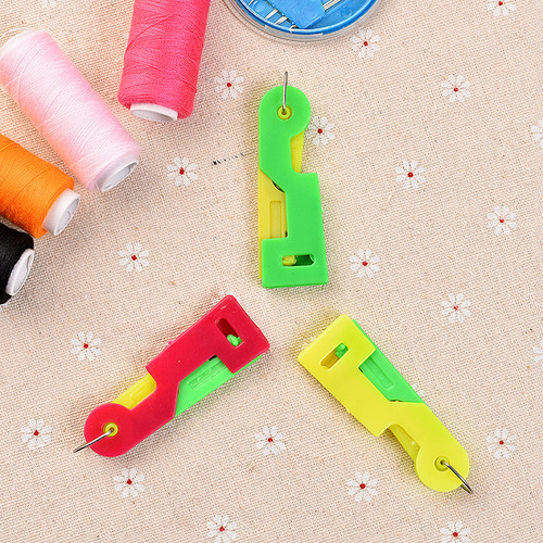 Automatic needle threader, convenient daily necessities, wholesale DIY sewing tools for the elderly