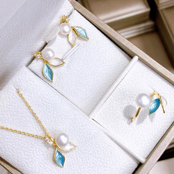 S925 Silver Needle Natural Freshwater Pearl Three-piece Set Dropping Oil Morandi Leaf Earrings Necklace Ring suit