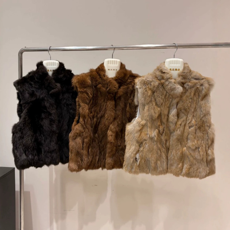 New winter collection: genuine rabbit fur vest, short style, slimming effect, warm, stylish, versatile, Korean-style stand-up collar, for women New winter collection: genuine rabbit fur vest, short style, slimming effect, warm, stylish, versatile, Korean-style stand-up collar, for women