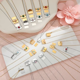 耳环;项链;手链