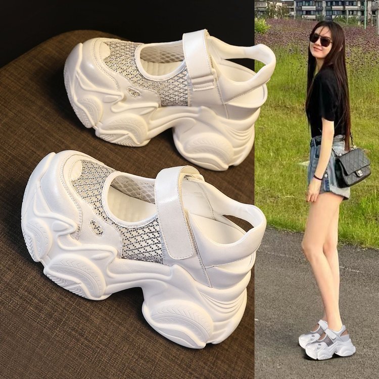 Velcro sandalias deportivas para mujeres 2026 verano nuevo delgado transpirable y poco profundo en la parte inferior gruesa de la altura de los zapatos de papá