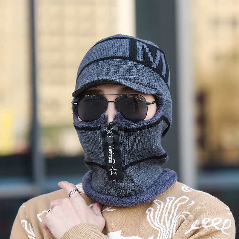Winter plush and thick woolen men with a zippered head cover, knitted for women riding bicycles, windproof cotton hat_voghion.com