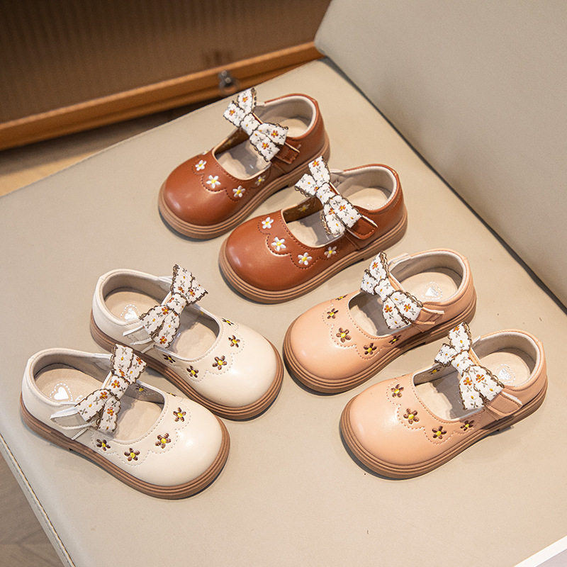 Zapatos de cuero para niñas zapatos de princesa de arco para niños primavera y otoño 2024 nuevos zapatos para niñas zapatos de sol para bebés