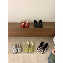 2026�¿ʽ�ɾo��ܛƽ�װ����謔����ЬŮ��ɫ���|�\�چ�Ь