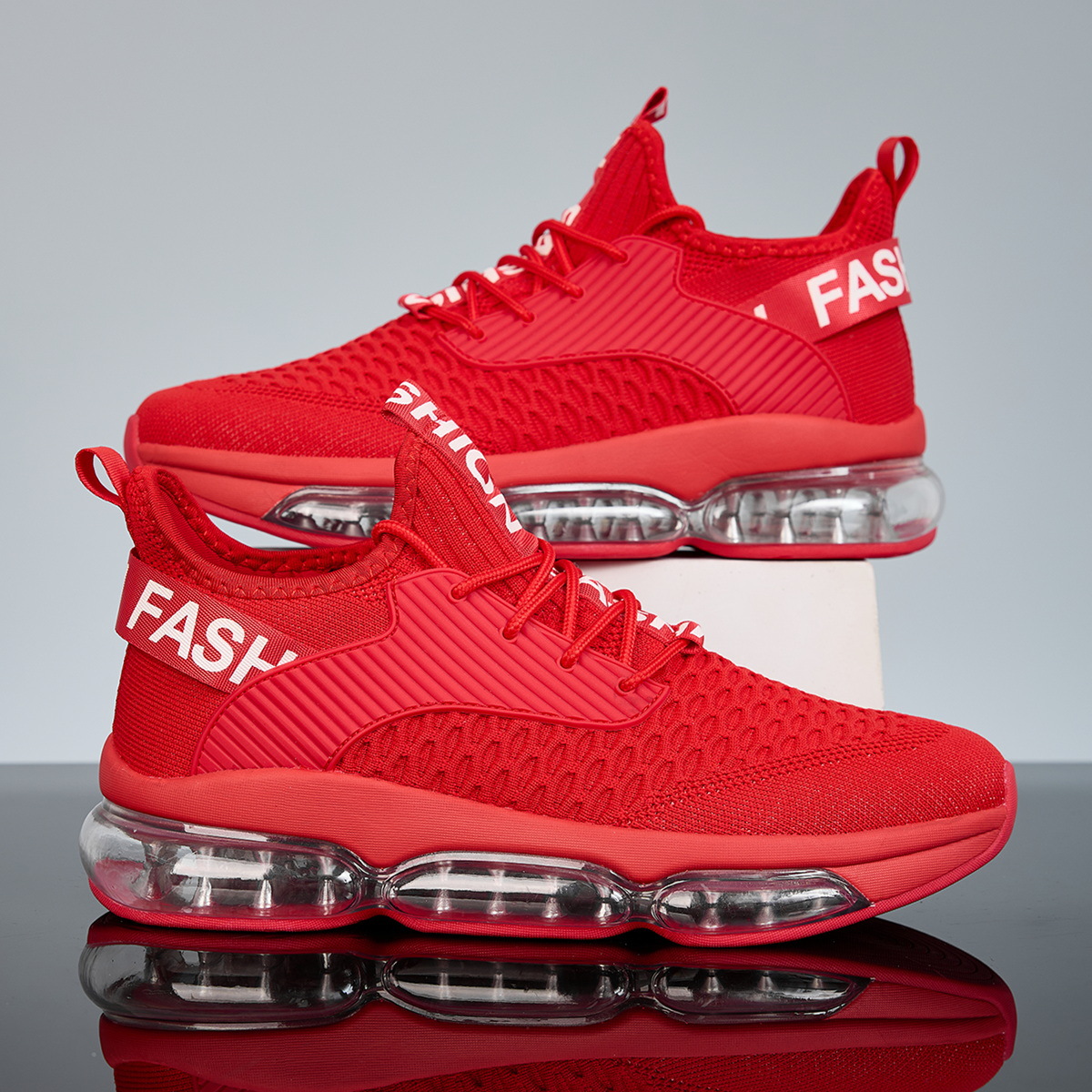 Breathable White Mesh Running Shoes For Men With Air Cushioning_voghion.com