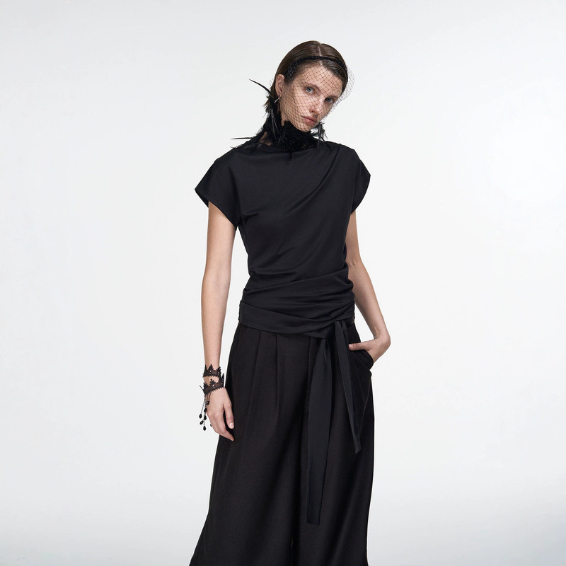 American-Style Spicy Girl Black 3D Cut Short-Sleeve T-Shirt for Women, Summer Niche Design with Pleated Waist-Cinching Slimming Top American-Style Spicy Girl Black 3D Cut Short-Sleeve T-Shirt for Women, Summer Niche Design with Pleated Waist-Cinching Slimming Top