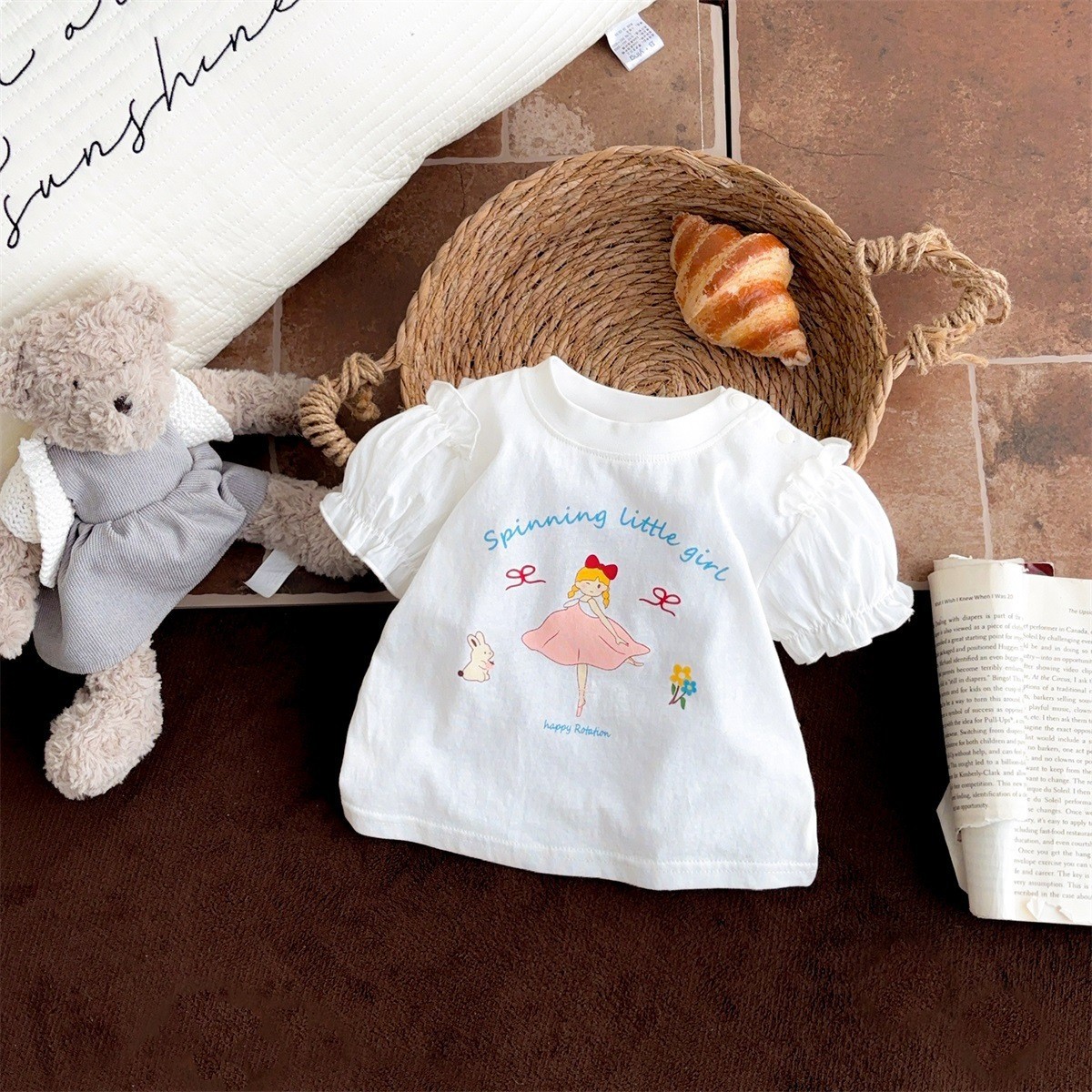 Traje de manga corta de verano para niñas Pantalones cortos para bebés y niños coreanos delgados Traje de dos piezas Ropa de verano para bebés