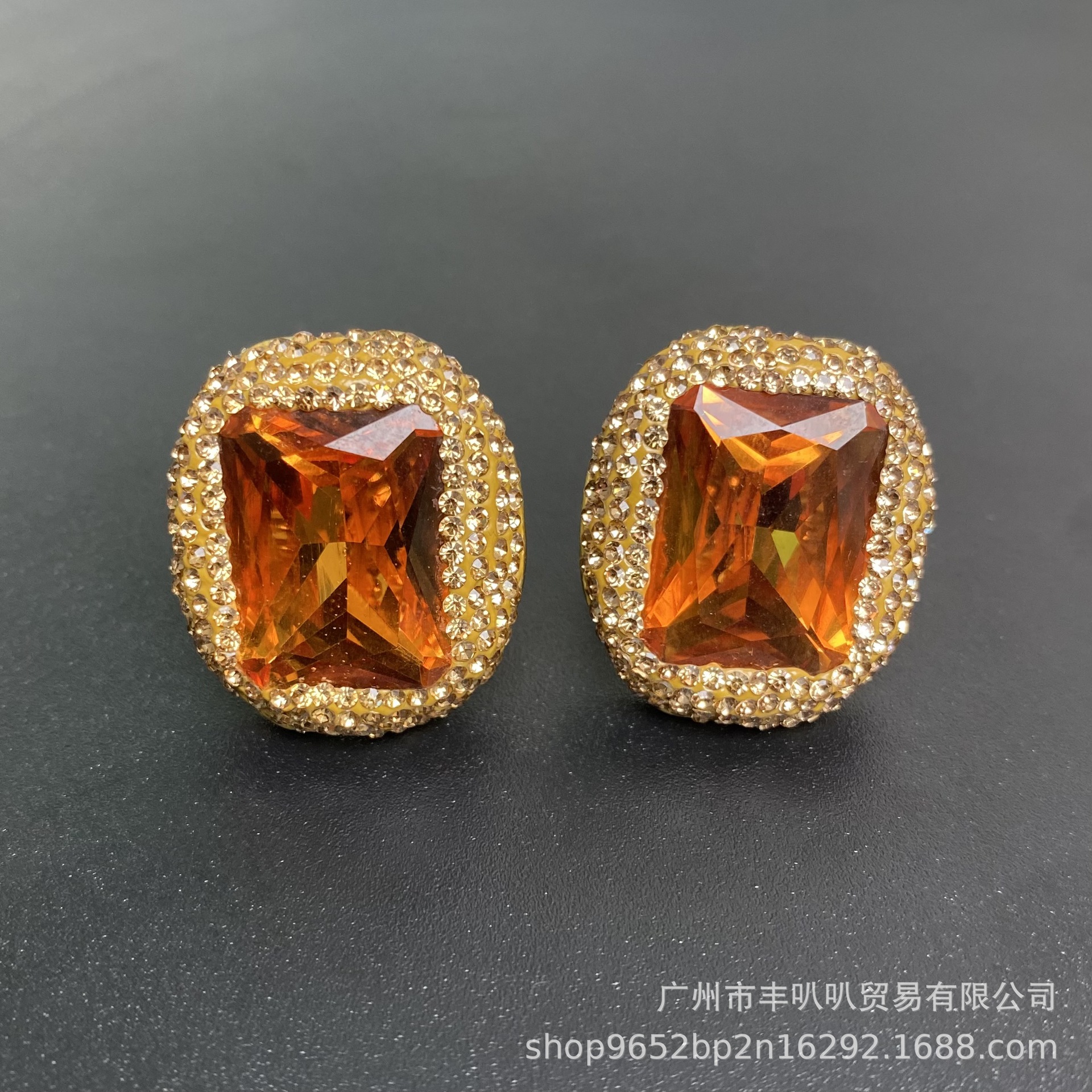 复古人造苏丹石戒指镶嵌立体方块变色石水铝石古着轻奢
