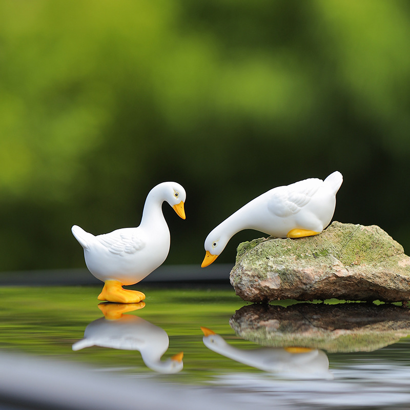 Realistic cute resin decor