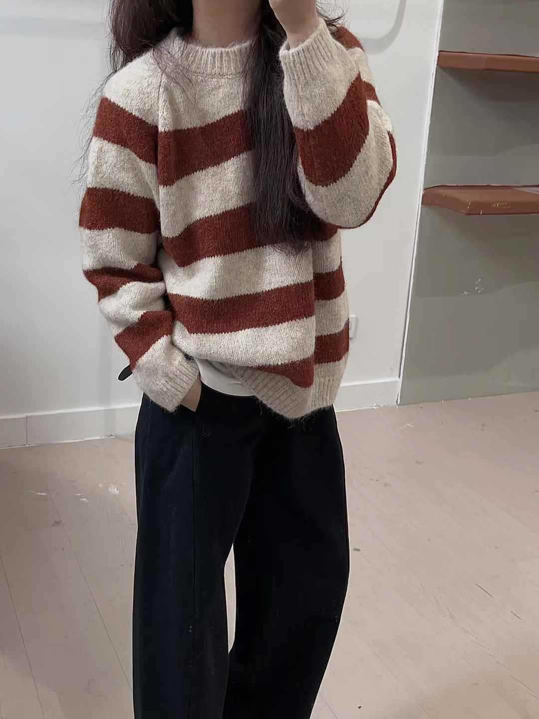 24 invierno Puyuan moda simple y casual, suave, vello de caballo, camiseta de punto ancha a rayas