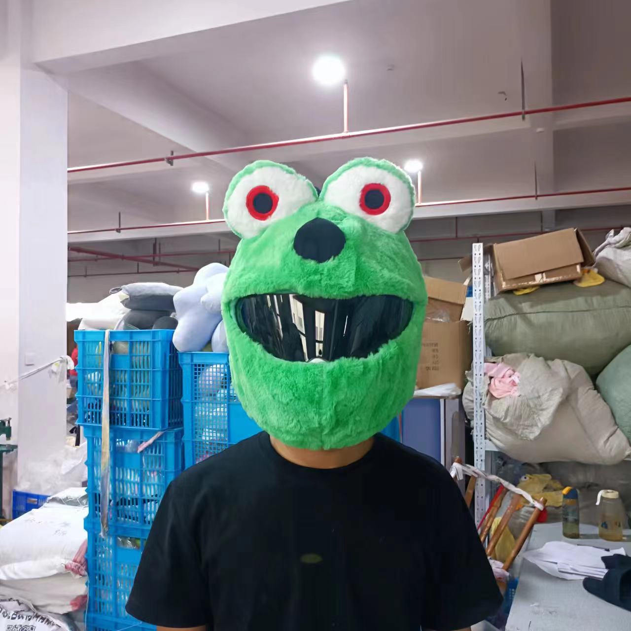 Cubierta de casco de motocicleta Cubierta de casco de felpa puntual Cubierta de casco completo Cubierta de casco de motocicleta Tacón de viento Moda de moda