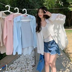 純色のシャツの女性の春の夏の薄いデザイン感のカジュアルなブラウスのコートのゆったりしたカーディガンの日焼け止めのシャツのクロスボーダーの世代